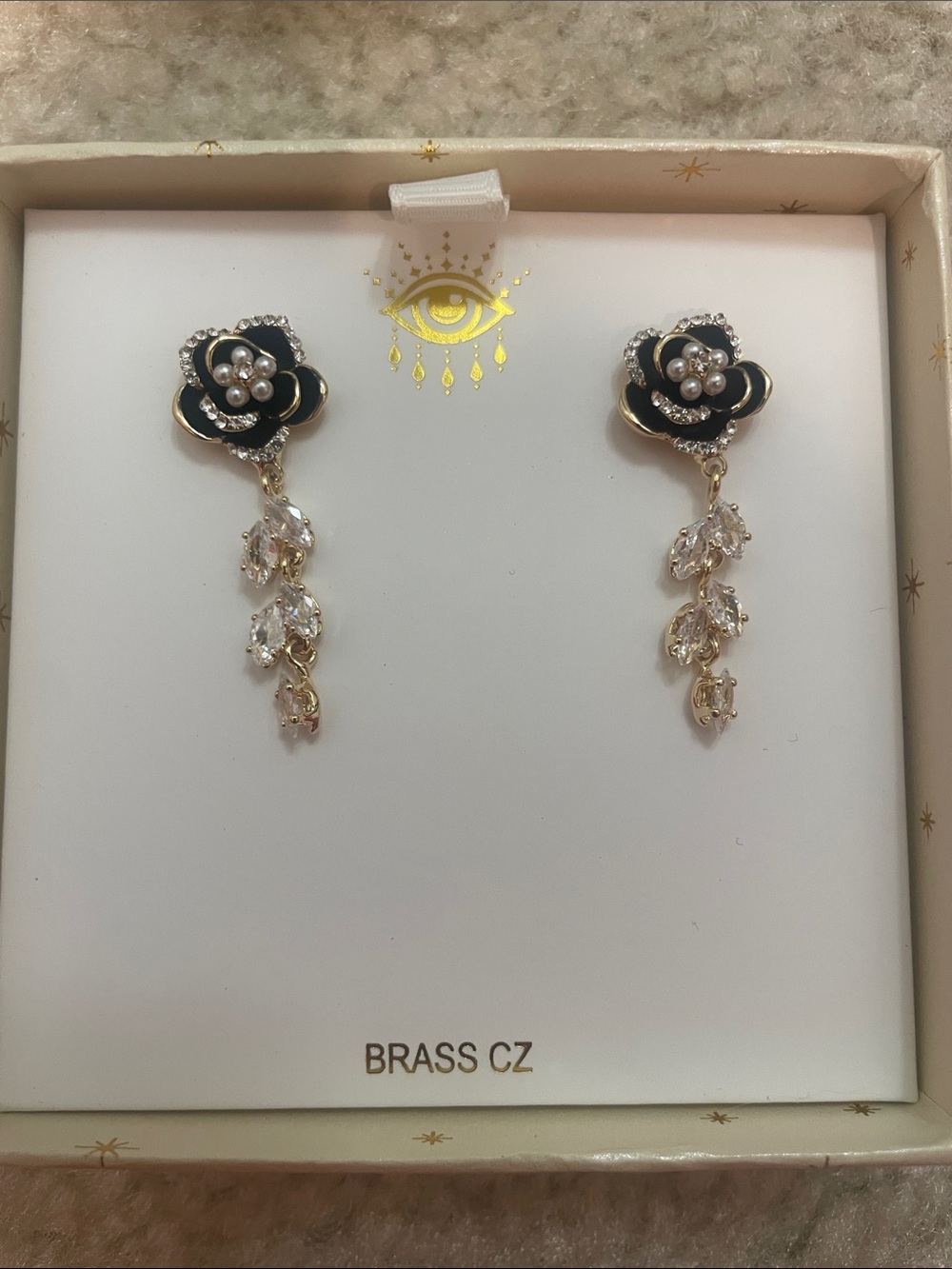 Eye Candy Los Angele Flower Drop Earrings with Pearls and Crystal Cascades